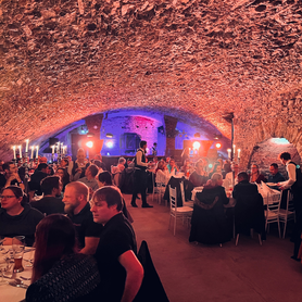Tiefkeller, Hochzeit, Westerholt Flügel, Schloss Arenfels, Weinkeller, Dekoration, Geschmückt, Trauung 