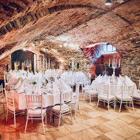  Staffelei, Heiraten, Hochzeit, Westerholt Flügel, Schloss Arenfels, Weinkeller, Dekoration, Geschmückt, Trauung 