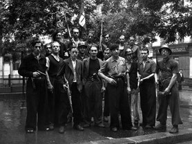 Robert Doisneau, Group of FFI resistants at Ménilmontant, August 1944