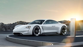 La PORSCHE Mission E.