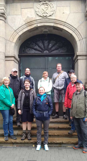 Vor dem Start an St. Josef, Foto: Dr. Waschke