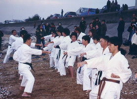 2002.01.01　初日の出を見ながら、寒稽古