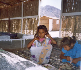 Nuweiba-Dahab-Egypte-Sinaï-woestijn-kampvuur-berbers-camp-tent