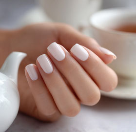 Les soins des mains, des pieds et des ongles
