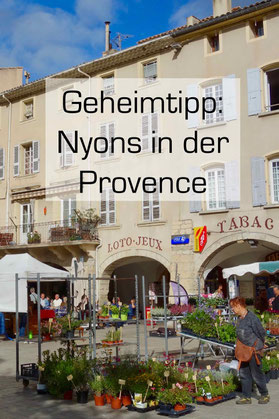 Nyons in Frankreich: Oliven und Markt