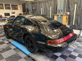 Porsche 964
