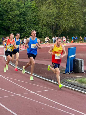 Malte Stockhausen (an vierter Position) qulifizierte sich in 8:55,98 min für die Deutschen Meisterschaften in Kassel.