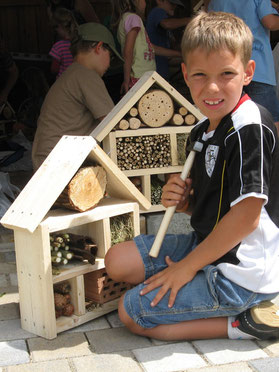 Naturwerkstatt "Insektenhotel"