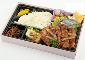 豚生姜焼きと旬の焼き魚ざんまい弁当