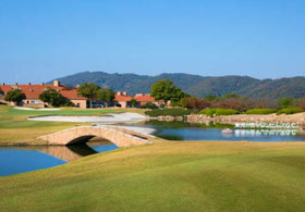東児が丘マリンヒルズゴルフクラブ (名物ホール) 18番PAR5
