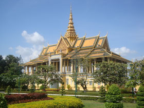 Phnom-Penh-tempel-Koninklijk-paleis-goud-hoofdstad