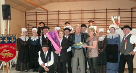 folklore tradition culturelle  art populaire  groupe folklorique en Dordogne danse et musique traditionnelle du périgord tradition occitane 