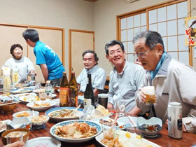 藤沢第31区公民館居酒屋の様子