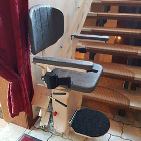 Zweirohr Treppenlift in Möckern