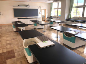 2024年施工実例 /教育機関 /岐阜県　某小学校G の写真です。 ICT対応ワイトボードの専門販売商社　株式会社アイギアオイ
