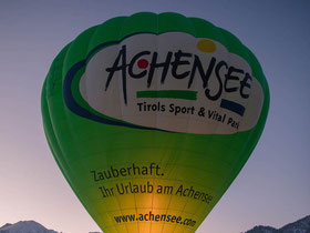 mag lifestyle magazin online reisen urlaub österreich tirol achensee heissluftballon gleitschirm sprung weltrekord sportarten gleitschirmfliegen ballonfahren apnoetauchen