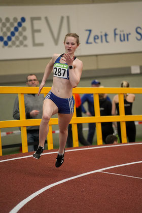 Neue persönliche Bestzeit, DM-Norm und die Silbermedaille sicherte sich Nike Dangelmaier in 58,52 Sekunden im 400-m-Lauf der U20.