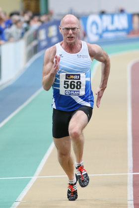 Tom Ketelaer holte den Titel über 400m der M50. (Foto: Roman Buhl)