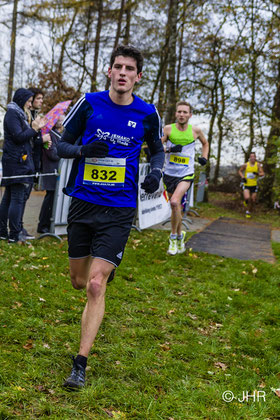 Janek Betting absolvierte die 10-km-Distanz in guten 37:21 Minuten. (Foto: Jan Hendrik Ridder)