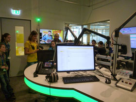 Besuch bei Antenne Steiermark - Die MITTELSCHULE und PTS Mureck.