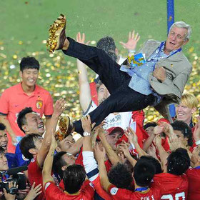 Celebrazioni per lo storico trionfo del 2012 della Champion's League da parte del Guangzhou Evergrande, il primo a livello Internazionale di una squadra Cinese, guidata dal nostro Marcello Lippi