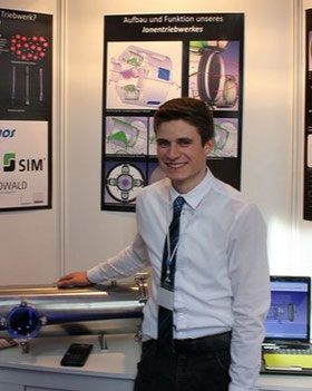Pascal Koch as a high school student at the German youth scientist competition 2014.