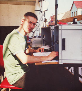 Christian bei der Arbeit auf dem Zielwagen