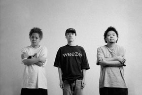 KUZIRA “Smoke Life Away Tour 2025-2026”