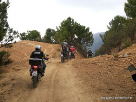 Agentur-Grenzbereich Reiseenduro Training