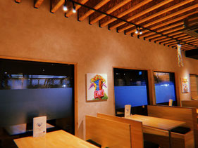 店内ボックステーブル席