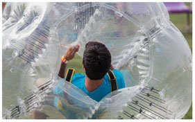 burbuja boomper de bubble futbol en Cadiz