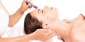 PermanentMakeUp Haarentfernung Wimpernlifting Akne Sofri LPG Gesichtsbehandlung Antiaging Needling Wimpernkranzverstärkung Microdermabrasion Akne Hauterneuerung LPGEndermologie Sofri Sofri Akne Lifting Gesichtsbehandlung LPG Farblichttherapie Lifting Akne