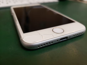 iPhone8外観