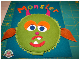 sew along Quiet book Monsterbuch Spielbuch Nähbuch Activity buch Softbook Reisespielzeug Nähanleitung Schablonen ein Spielbuch nähen
