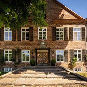 Gutshaus Ludorf – Ort der Stille und Tiefe für das Human Design & Weiblichkeit Retreat