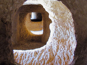 Les Covetes dels Moros (Cuevas de los Moros) Bocairente, Valencia, Comunitat Valenciana.