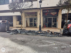 A varios contenedores de basura  le pegaron fuego,  afectando también la fachada del edificio de Valencia.