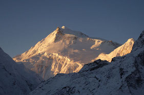 manaslu mountain