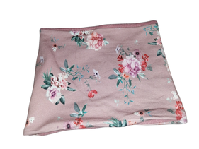 SaSch SelbstgefertigtesausSchwaben Selbstgefertigtes aus Schwaben Sarah Schäuble Handarbeit handmade selbstgemacht Loop Schlauchschal Schal Fleece Blumen