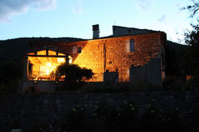 La terrasse du Grand Gîte un soir d'été