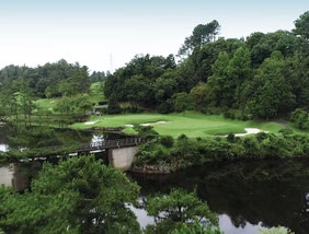 日本ラインゴルフ倶楽部 (名物ホール) 西コース 17番 PAR4