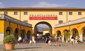 shopping Franciacorta Outlet village sconti saldi