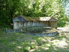 Washhouse of Quintaà, Portet (Vic-Bilh)