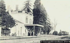 Gare de Castelnau Rivière-Basse train chemin de fer