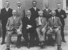 Der erste Vorstand des Vereins im Jahr 1909