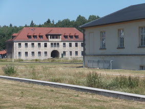 Flossenburg-concentratiekamp-nazi-WW2-oorlog-Duitsland-barakken