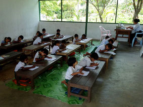 Orphelins du monastère/école de Dham Maransi Moe Kok (Yangon), que PASDB aide depuis 3 ans.