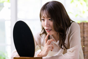 歯並びが戻るメカニズム：生体反応としての「後戻り」