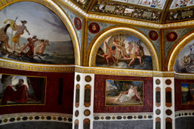 OmoGirando il Casino Nobile