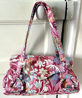 sac à main, besace,rose,bandoulière, fait main,fabriqué en France, tissu ameublement, création, artisanal,,Bretagne,sac 